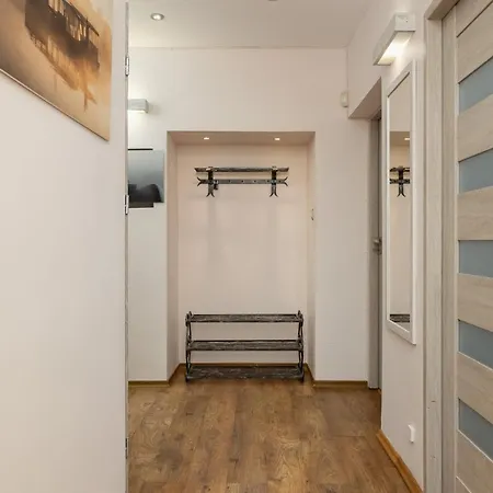 شقة Family Near Galeria Kazimierz Cracow By Renters *